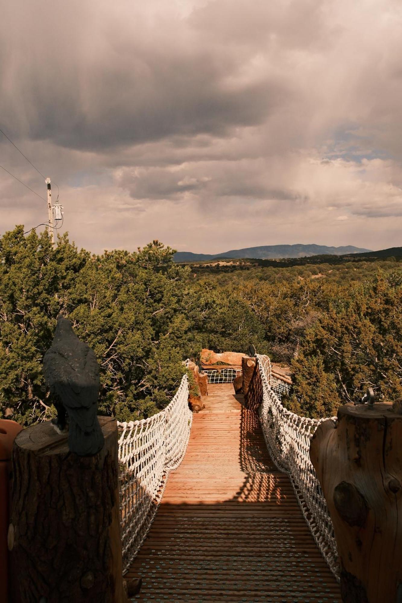 הוילה Nogal Crows Nest Treehouse At El Mstico Ranch מראה חיצוני תמונה