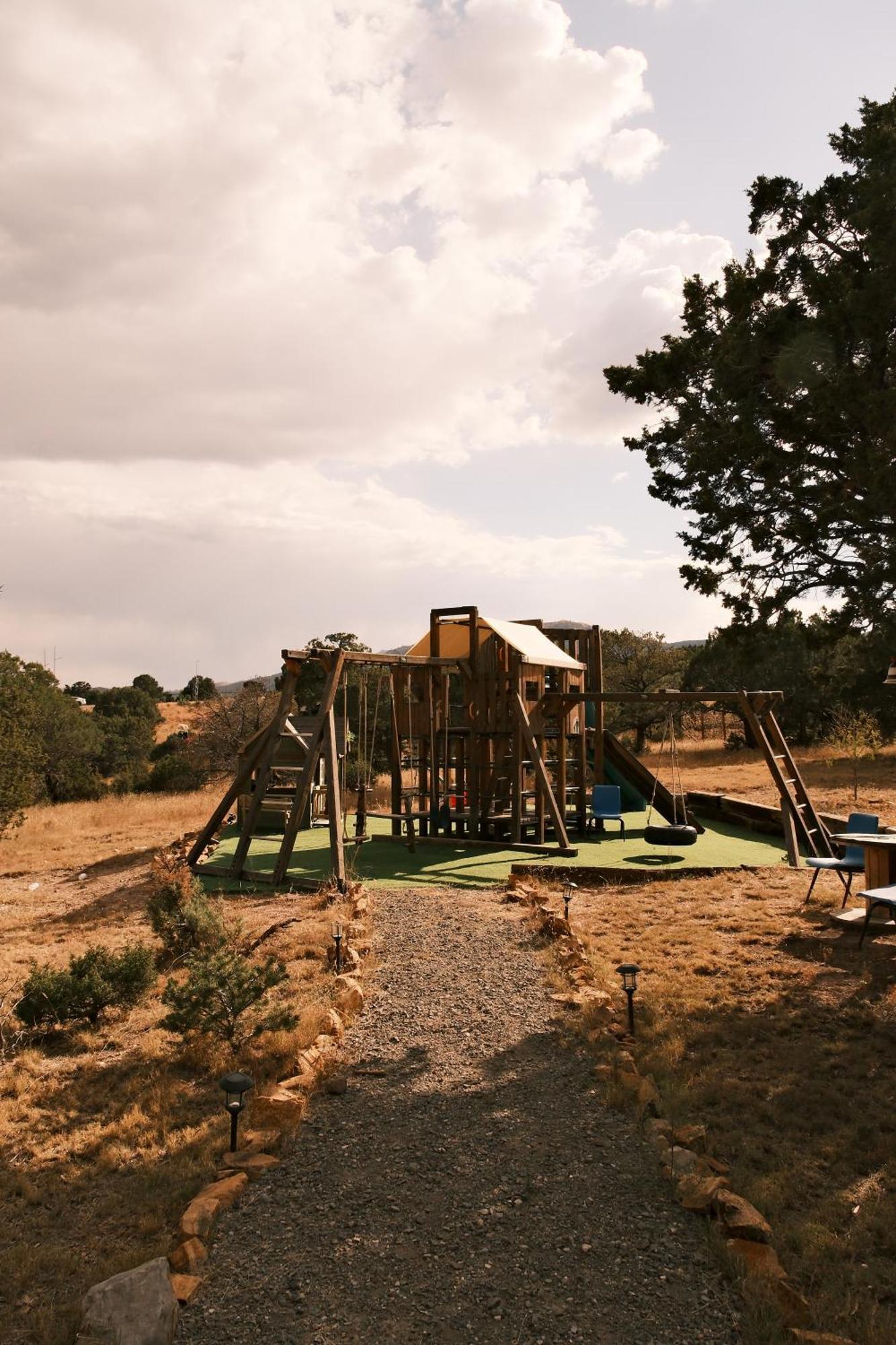 הוילה Nogal Crows Nest Treehouse At El Mstico Ranch מראה חיצוני תמונה